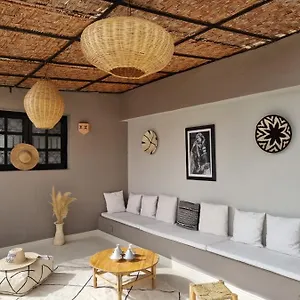 riad-les-reves-damelie.marrakeshhotelsmorocco.com/
