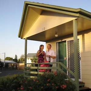Peppertree Cabins, Guest house Kingaroy